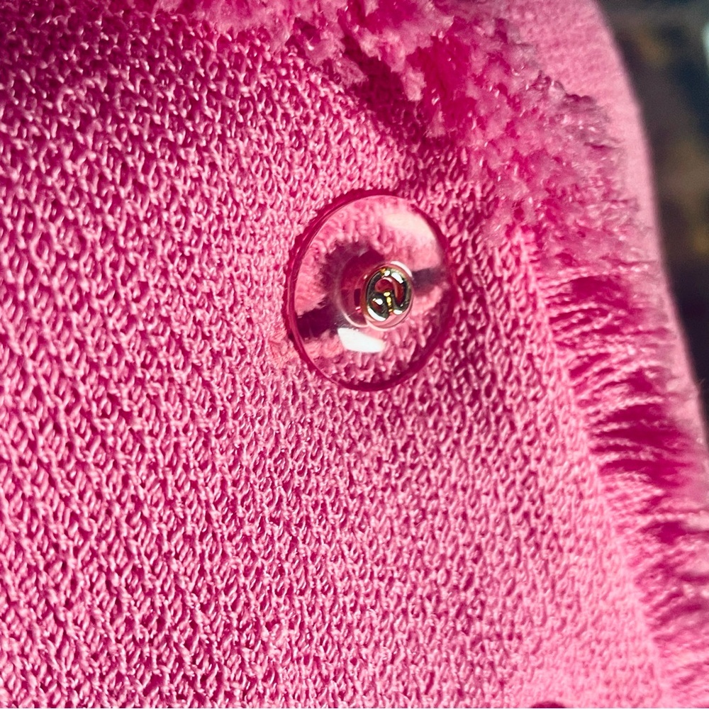 SOLD St. John Marie Gray Rare Y2K Santana Knit Hot Pink Logo Buttons Fringe - Picture 3 of 14